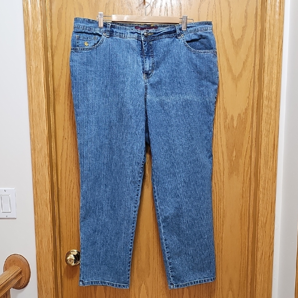 Gloria Vanderbilt Classic Blue Jeans